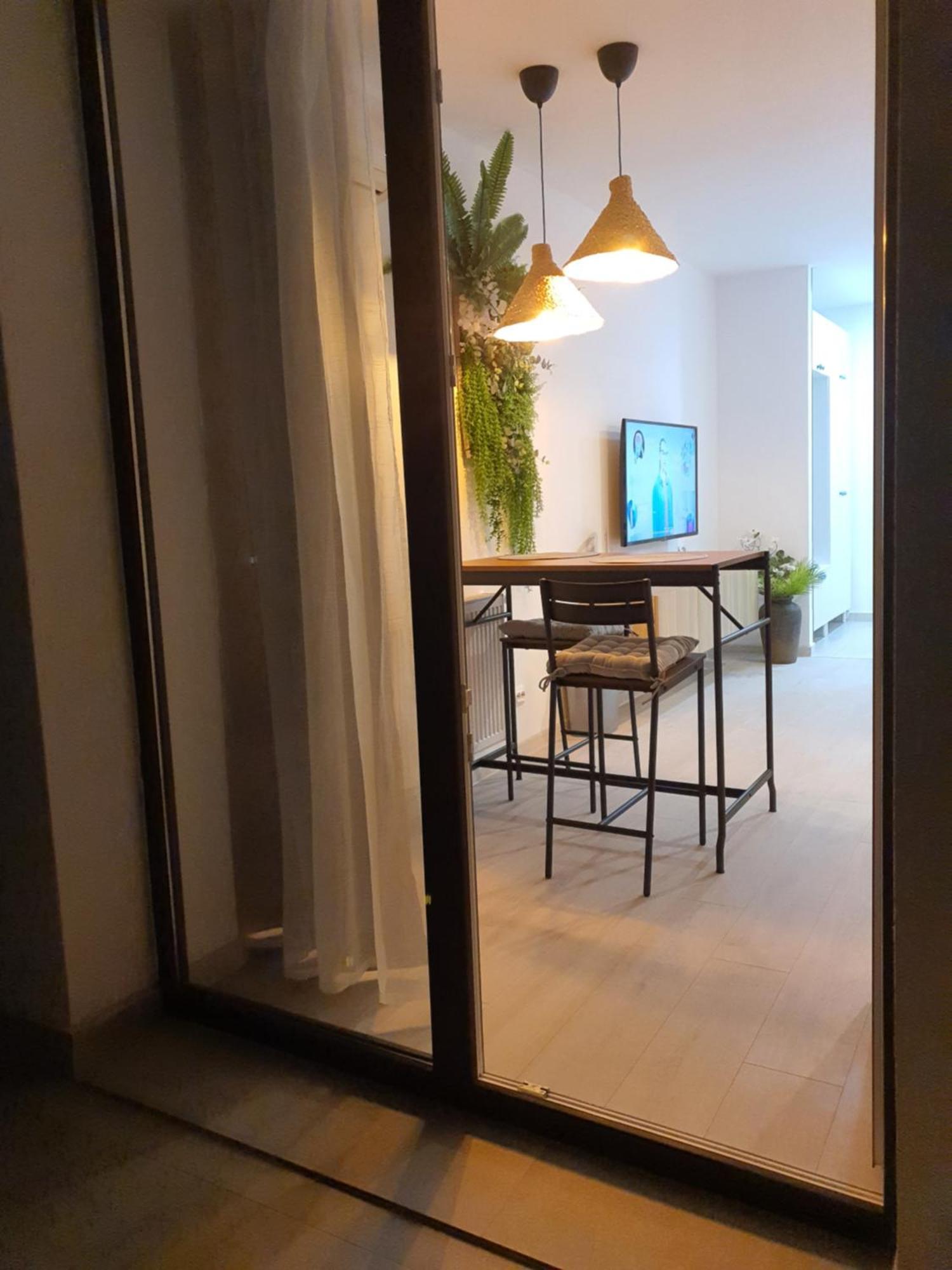 Premium Hils Brauner Studio Bukarest Kültér fotó