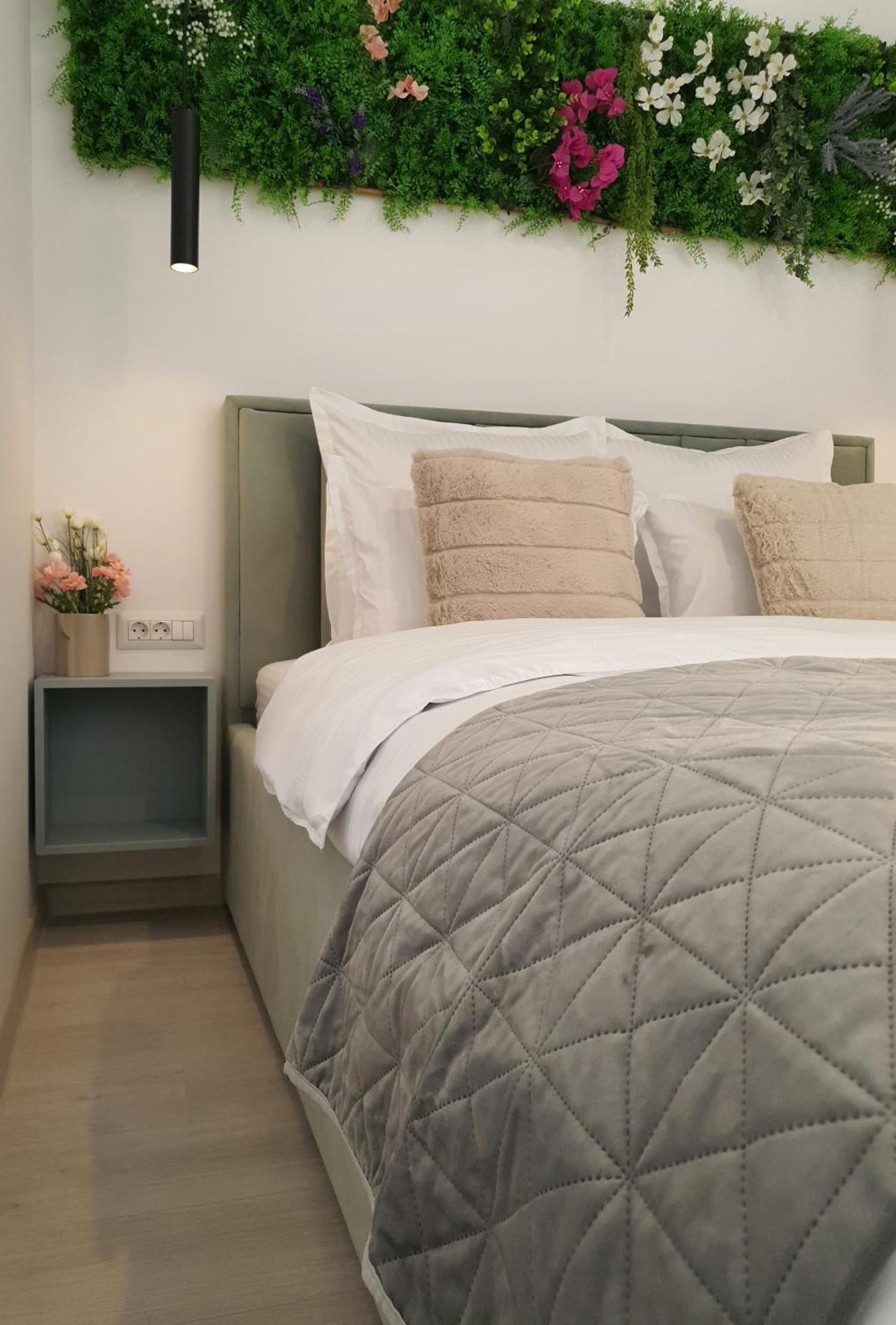 Premium Hils Brauner Studio Bukarest Kültér fotó