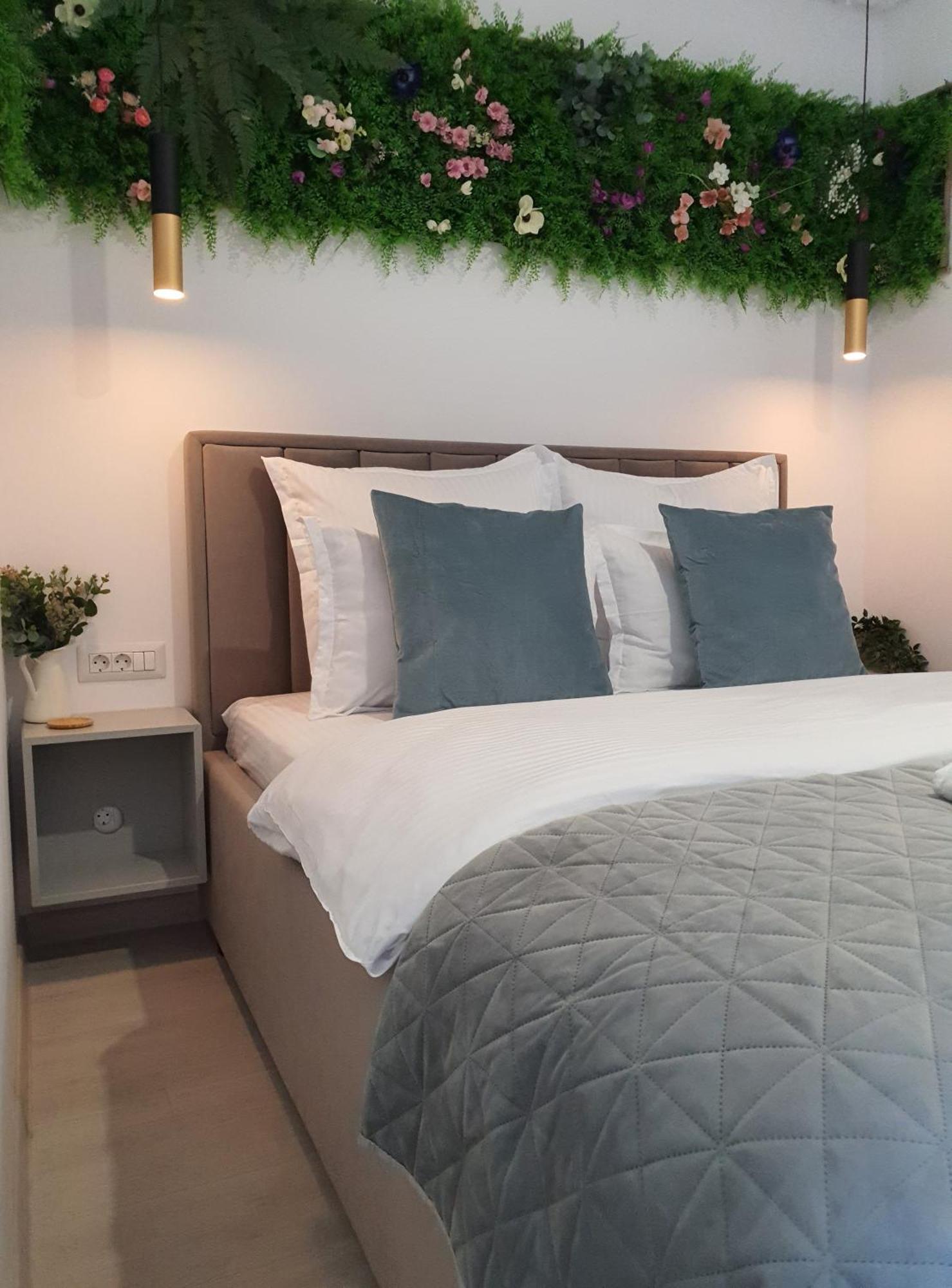 Premium Hils Brauner Studio Bukarest Szoba fotó